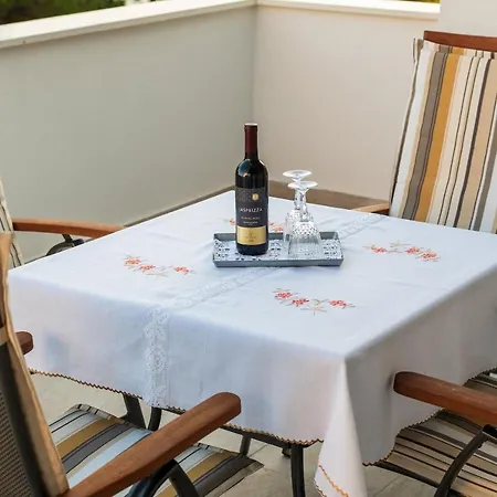 Aumari Appartement